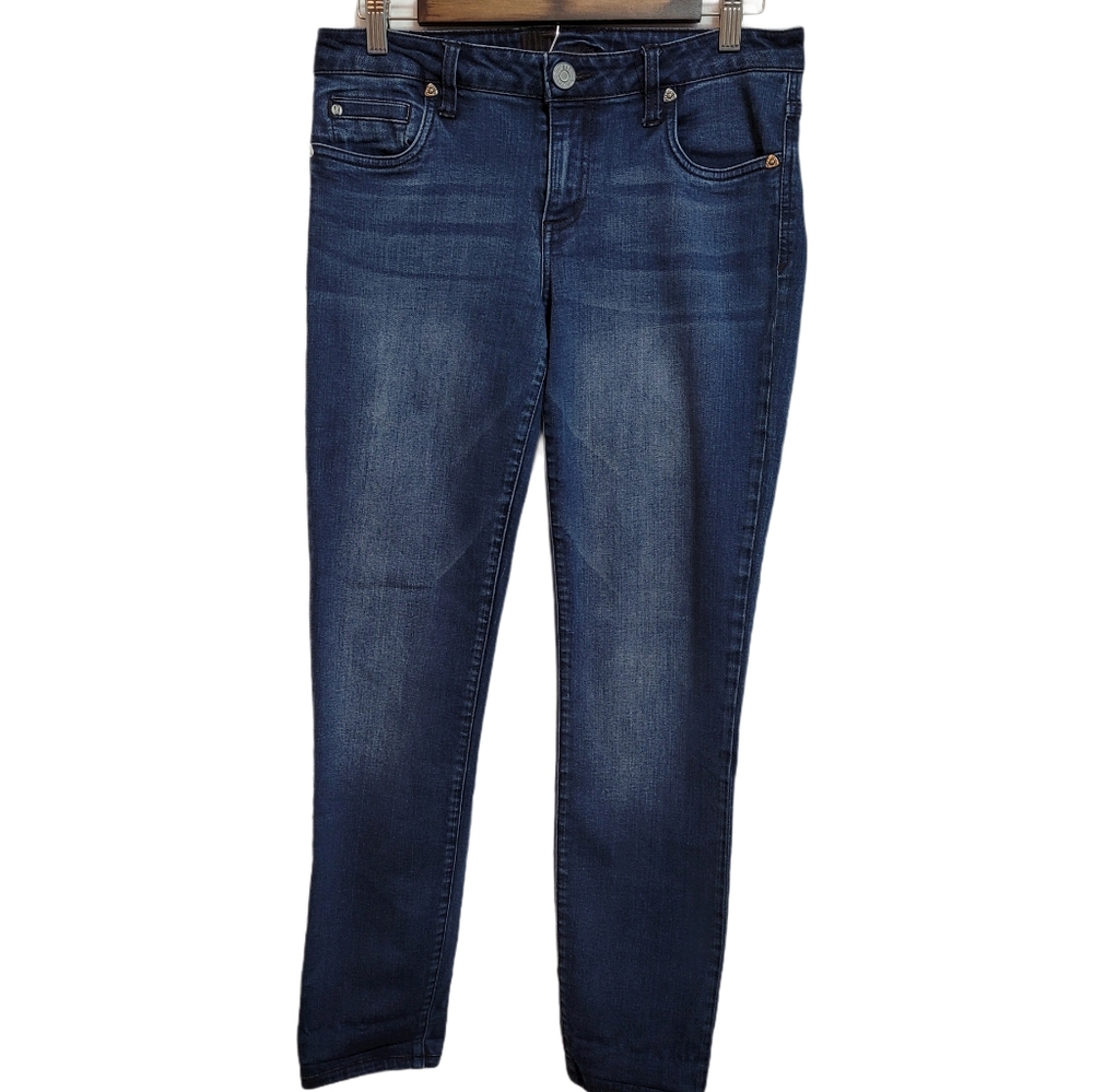 kut from the kloth jean straight leg medium was 6